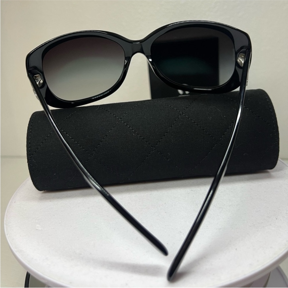 CHANEL Sunglasses - Picture 7 of 10